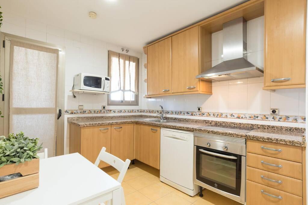 Tgh We The Sea Apartament